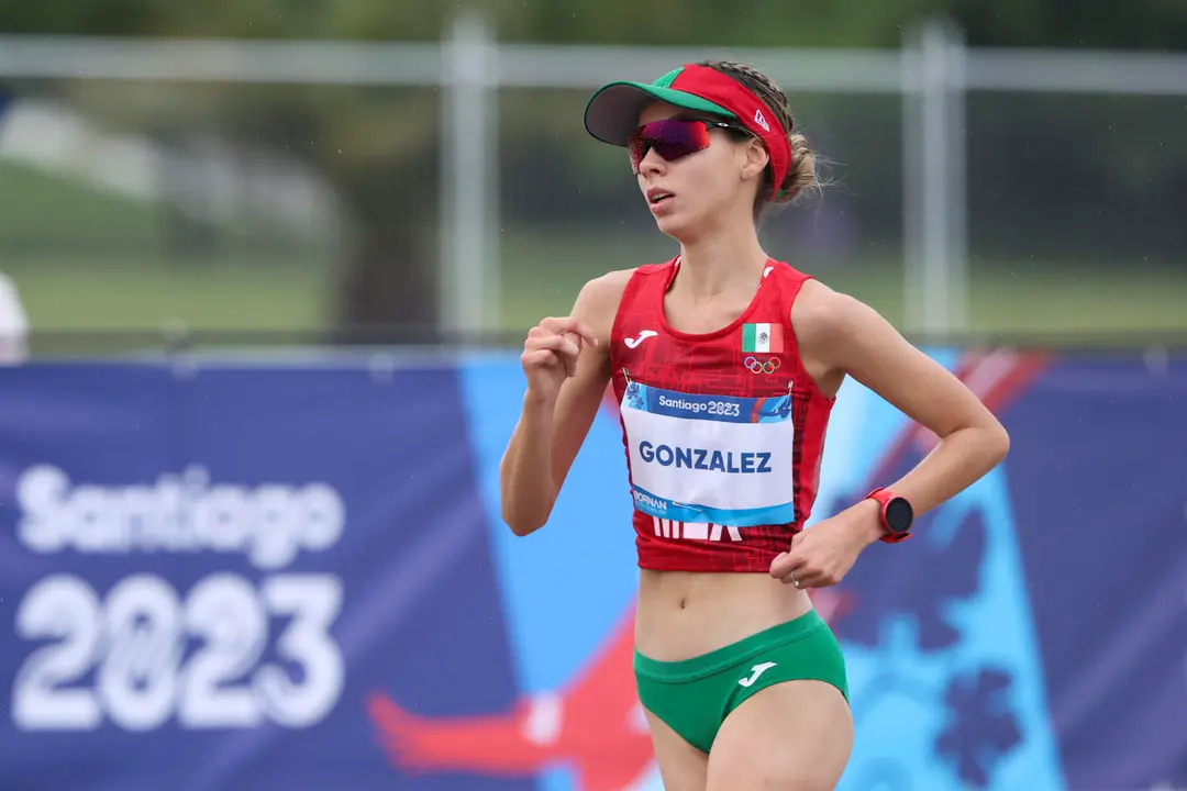 Alegna Gonz&aacute;lez de M&eacute;xico compite en la prueba marcha femenina durante los Juegos Panamericanos 2023 en Santiago (Chile). Imagen de archivo. EFE/ Adriana Thomasa