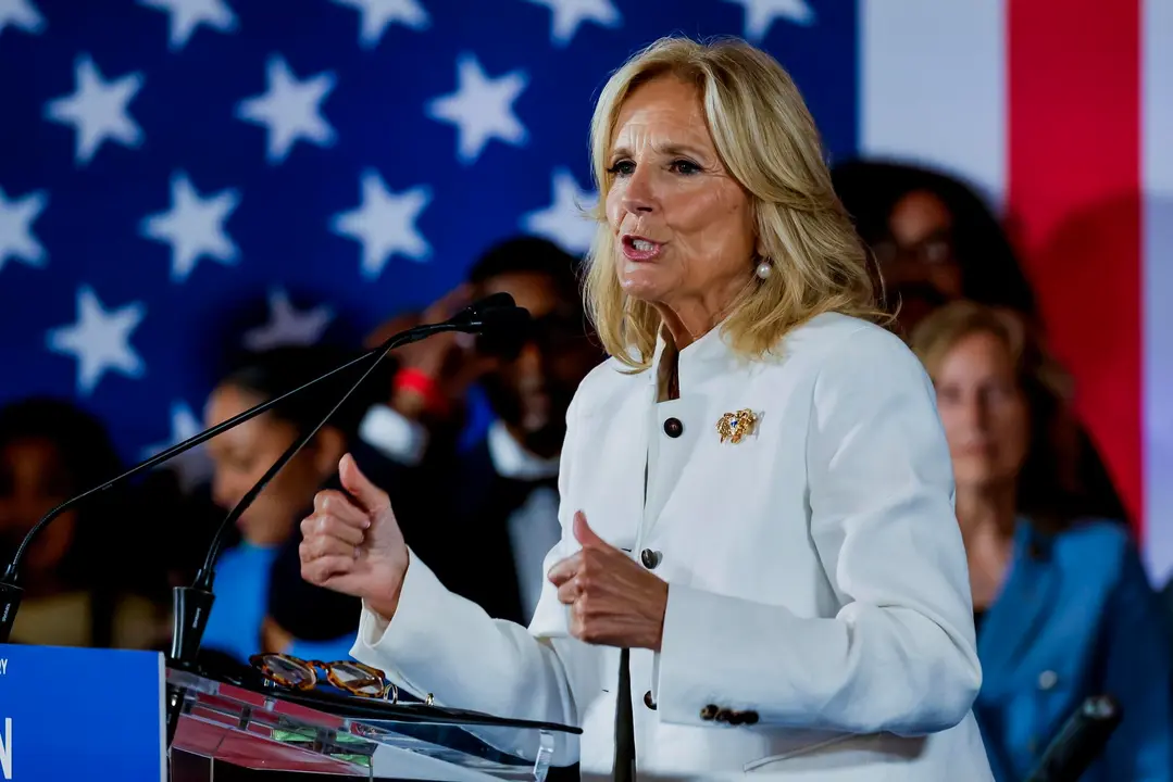 La primera dama de Estados Unidos, Jill Biden, asistir&aacute; a la inauguraci&oacute;n de los Juegos Ol&iacute;mpicos de Par&iacute;s 2024, el pr&oacute;ximo 26 de julio. EFE/EPA/ERIK S. LESSER