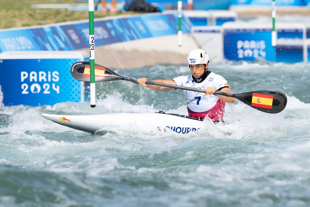 La espa&ntilde;ola Maialen Chourraut en la final de Kayak Individual Femenino parte de los Juegos Ol&iacute;mpicos de Par&iacute;s 2024 este domingo, en Vaires-sur-Marne (Francia). EFE/ Rafa Aparicio Federaci&oacute;n Espa&ntilde;ola De Piraguismo