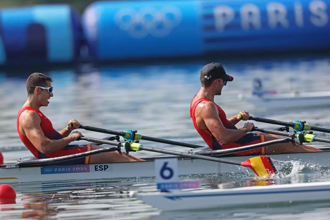 Los espa&ntilde;oles Rodrigo Conde y Aleix Garc&iacute;a acabaron quintos en la final ol&iacute;mpica de doble scull. EFE/EPA/ALI HAIDER