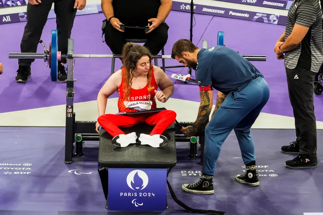 La deportista espa&ntilde;ola Loida Zabala en el concurso de halterofilia 50 kgs. de los Juegos Paral&iacute;mpicos de Par&iacute;s en La Chapelle Arena este jueves. EFE/ Paulino Oribe/CPE /