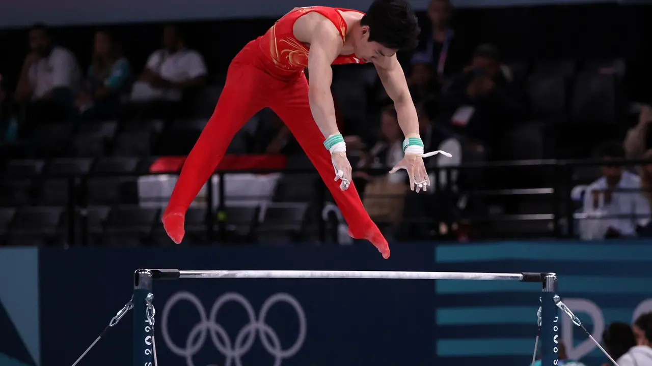 El chino Boheng Zhang en el Bercy Arena en Paris, Francia. EFE/EPA/YAHYA ARHAB