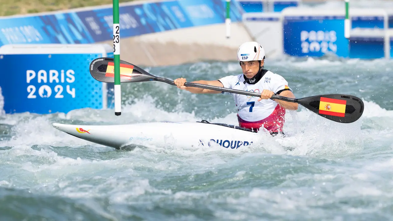 La espa&ntilde;ola Maialen Chourraut en la final de Kayak Individual Femenino parte de los Juegos Ol&iacute;mpicos de Par&iacute;s 2024 este domingo, en Vaires-sur-Marne (Francia). EFE/ Rafa Aparicio Federaci&oacute;n Espa&ntilde;ola De Piraguismo